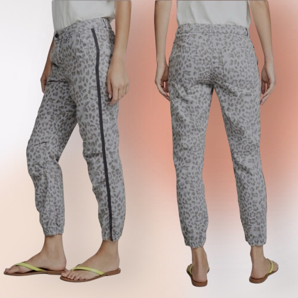 Sundry Gray Leopard Animal Print Cotton Twill Joggers Size 28